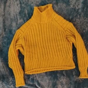 H&M Mustard Yellow Turtleneck Sweater
